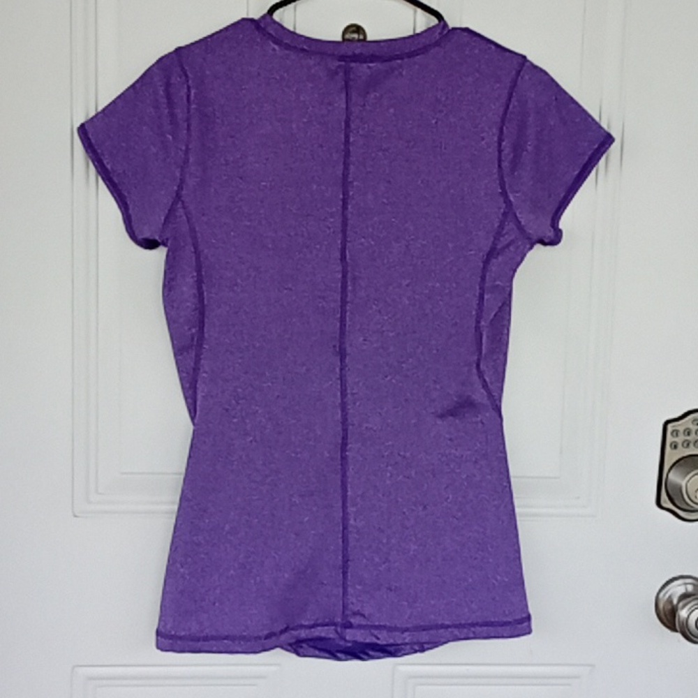 Bold Purple V-Neck Sportswear Athletic Top Ruched Fitted Activewear Workout - Picture 4 of 4